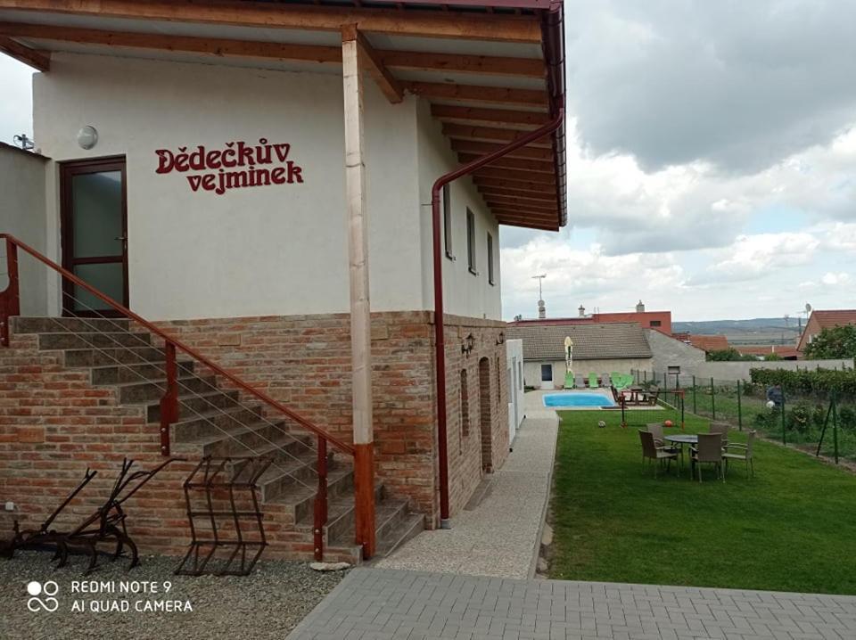 Penzion Zajecak Zaječí Extérieur photo